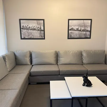 Place Morny, Hyper Centre ! * Deauville