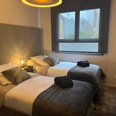 Place Morny, Hyper Centre ! Daire