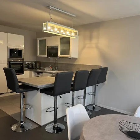 Place Morny, Hyper Centre ! دوفييل