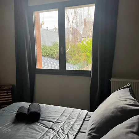 Place Morny, Hyper Centre ! *