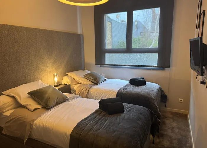 Place Morny, Hyper Centre ! Appartement